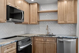 114 W Park Ave in Greenville, SC - Building Photo - Building Photo