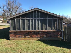 214 Westmoreland Ct in Georgetown, KY - Building Photo - Building Photo