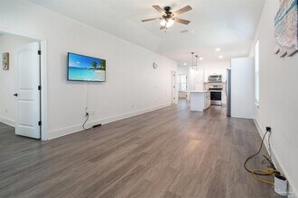 5214 Arrowhead Rd in Pensacola, FL - Building Photo - Building Photo