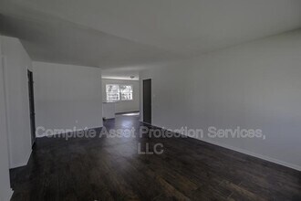 415 W 67th Ln in Merrillville, IN - Building Photo - Building Photo