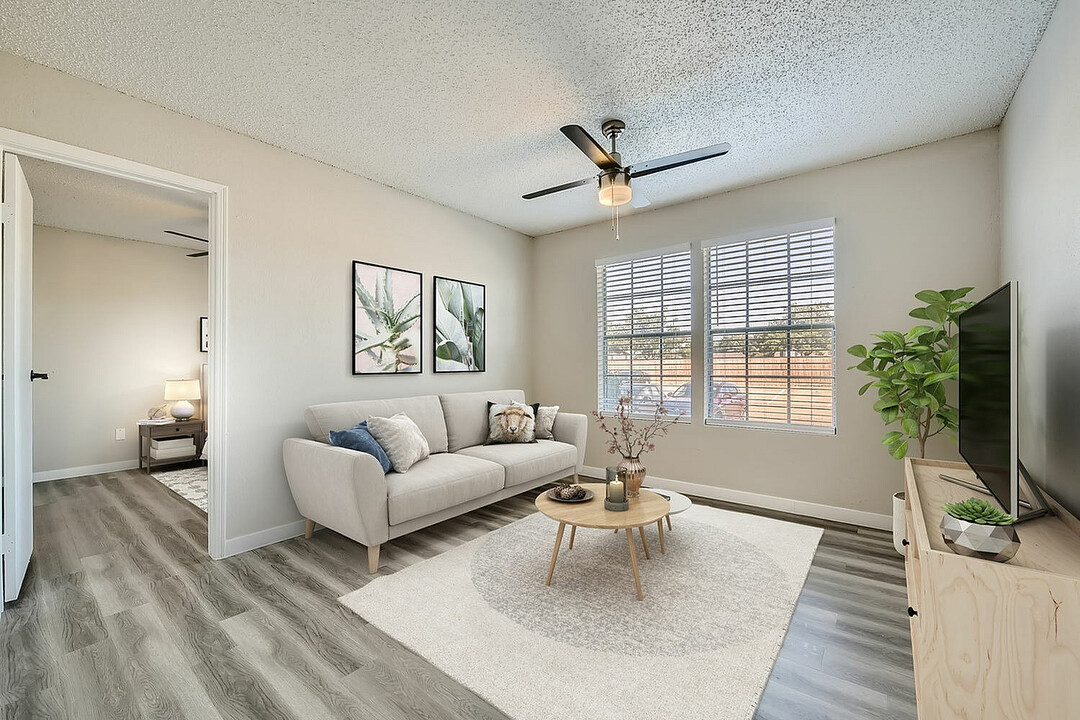 Rise Spring Pointe in Fort Worth, TX - Foto de edificio