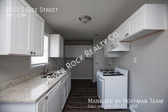 2023 S Rice St in Little Rock, AR - Foto de edificio - Building Photo