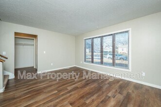 3917 SW 3rd St in Des Moines, IA - Building Photo - Building Photo