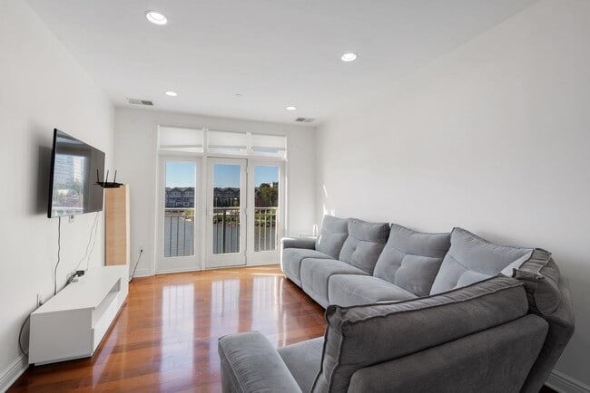 7400 River Rd in North Bergen, NJ - Building Photo - Building Photo