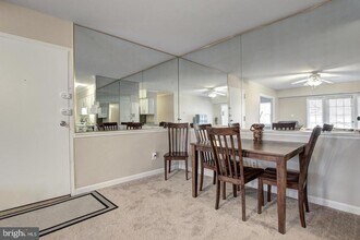 8354 Dunham Ct in West Springfield, VA - Building Photo - Building Photo