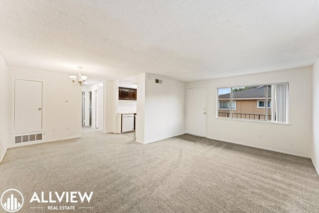 property at 32128 Paseo Carolina