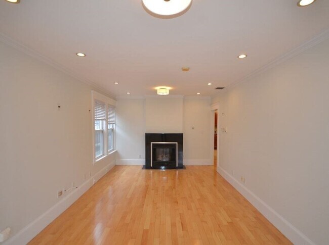 10 Harvest St in Boston, MA - Building Photo - Building Photo