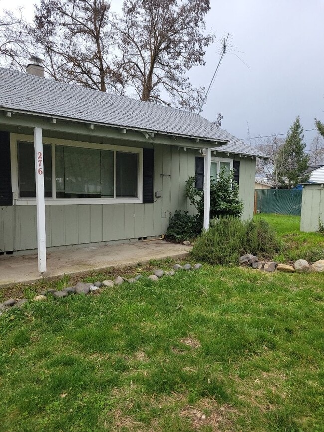 276 Perrydale Ave in Medford, OR - Building Photo - Building Photo