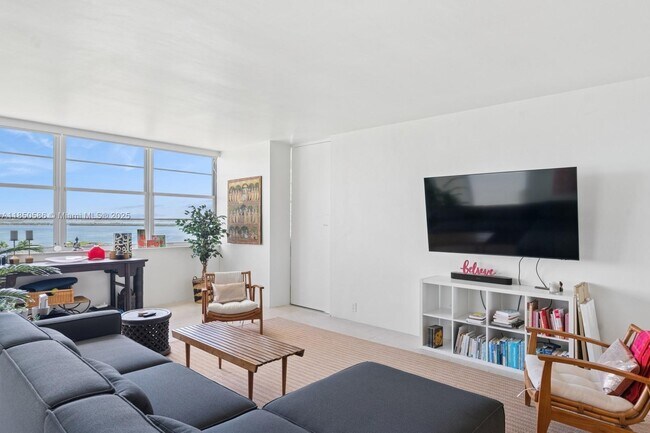 20 Island Ave, Unit 1201 in Miami Beach, FL - Building Photo - Building Photo