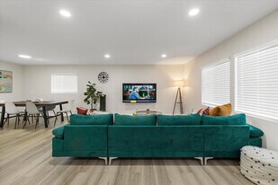 2410 W Bruneau Pl in Kennewick, WA - Building Photo