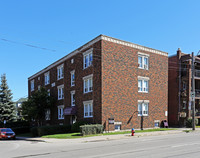 99-101 Connaught Ave S in Hamilton, ON - Building Photo - Primary Photo