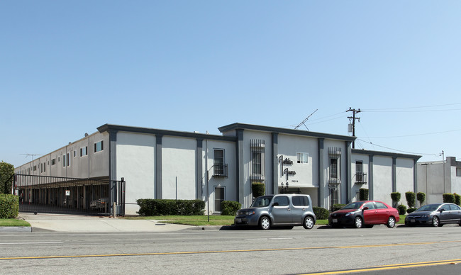 Auldin Arms in Torrance, CA - Foto de edificio - Building Photo