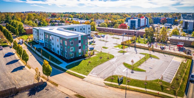 Studios340 - All Inclusive Pricing in Lexington, KY - Building Photo - Building Photo