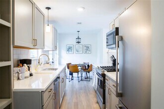 122 Havana St in Austin, TX - Building Photo - Building Photo