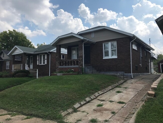 property at 1260 Gimblin St