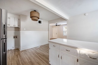 2755 E Surrey Dr in North Charleston, SC - Building Photo - Building Photo