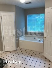 220 Mountain Ridge in Covington, GA - Building Photo - Building Photo