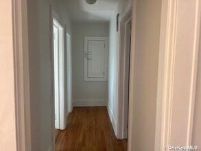 50 The Crescent in Babylon, NY - Building Photo - Building Photo