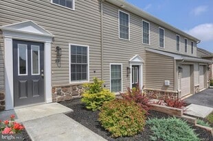 22 Spring View in Carlisle, PA - Building Photo
