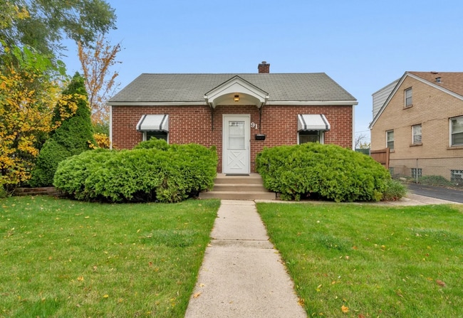 property at 91 W 26th St