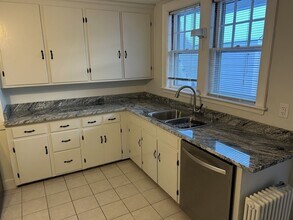 20-22 Randall Ave, Unit 1 in Weymouth, MA - Building Photo - Building Photo