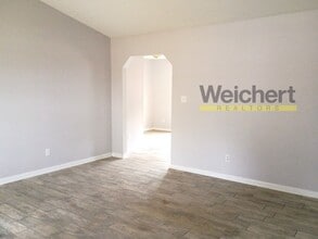 1814 Reynolds Rd in Paragould, AR - Building Photo - Building Photo