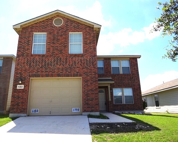 9203 Dublin Moor in San Antonio, TX - Building Photo