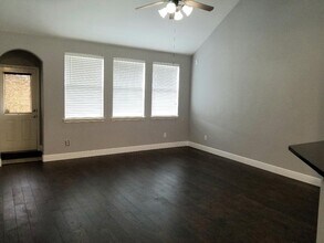 6310 Wilshire Fern in Houston, TX - Building Photo - Building Photo