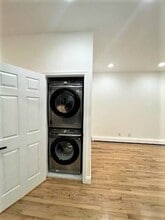 1727 Broadway in Brooklyn, NY - Building Photo - Building Photo