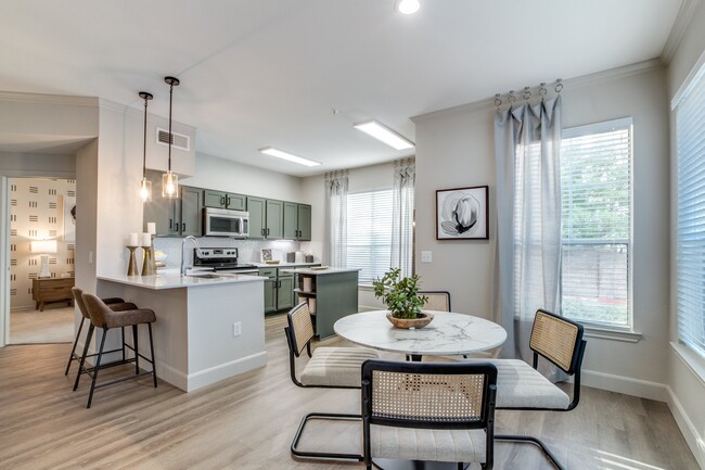 Marcella Memorial Heights in Houston, TX - Building Photo - Building Photo