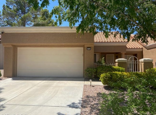 property at 2741 Sungold Dr