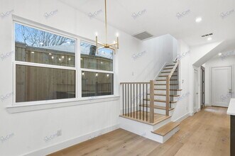 5633 Side Ave in Dallas, TX - Building Photo - Building Photo