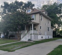 41 W Clinton Ave, Unit 41B in Oaklyn, NJ - Building Photo - Building Photo