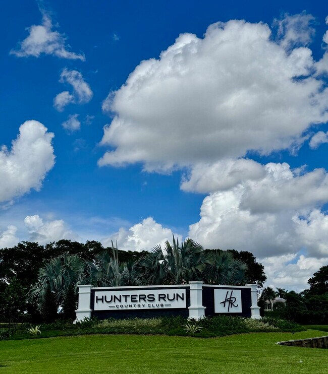 9 Southport Ln in Boynton Beach, FL - Building Photo - Building Photo