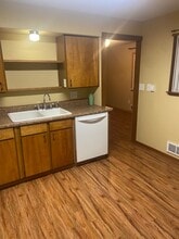 5162 N Pearl St in Ruston, WA - Foto de edificio - Building Photo