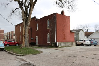 1101 S 9th St in Burlington, IA - Building Photo - Building Photo