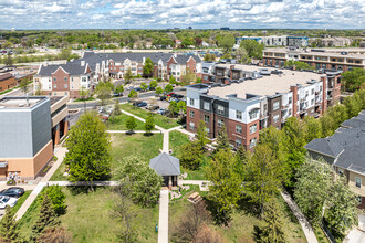 Village in the Park Condominium in Minneapolis, MN - Building Photo - Building Photo