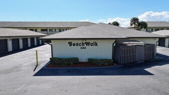 325 S Banana River Blvd in Cocoa Beach, FL - Building Photo