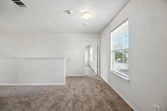 1525 Hedgewood Trail in Fort Worth, TX - Building Photo - Building Photo