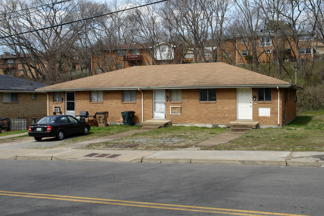 3318 Clifton Ave in Nashville, TN - Foto de edificio