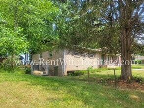 6322 Wellington Way in Austell, GA - Building Photo - Building Photo