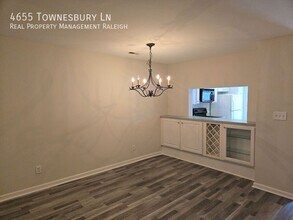 4655 Townesbury Ln in Raleigh, NC - Building Photo - Building Photo