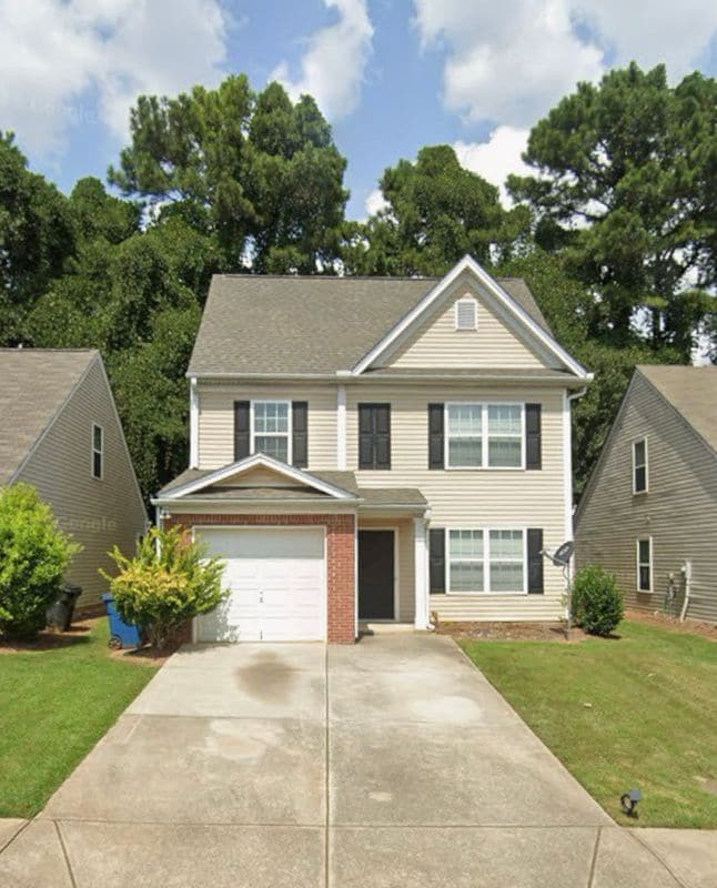 1552 Alcovy Falls Dr SE