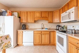 365 Oak Tree Blvd NW in Christiansburg, VA - Building Photo - Building Photo