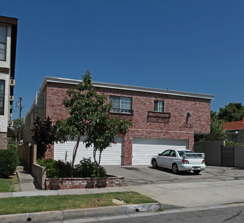 1031 Elm Ave in Glendale, CA - Building Photo