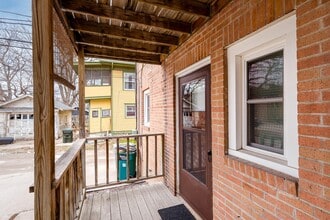 1425 S 11th St in Lincoln, NE - Building Photo - Building Photo