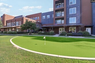 440 Town Center Pl in Columbia, SC - Building Photo - Building Photo