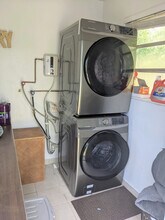 2225 NE 14th Ave in Wilton Manors, FL - Foto de edificio - Building Photo