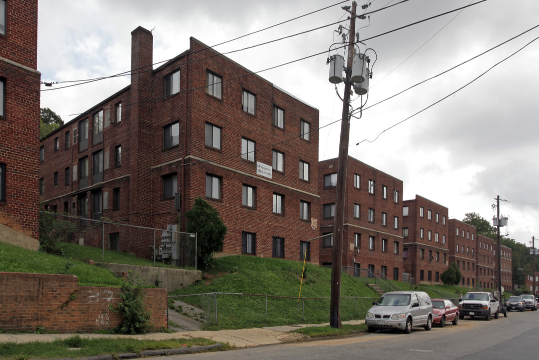 Fort Dupont Overlook in Washington, DC - Building Photo