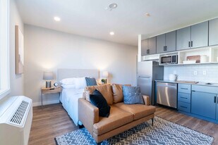 The York in Philadelphia, PA - Building Photo